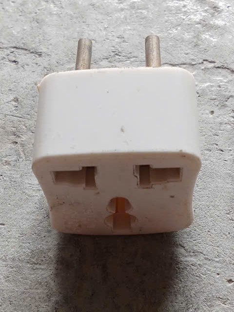 Ổ Cắm 3 Chân ( Chiếc )